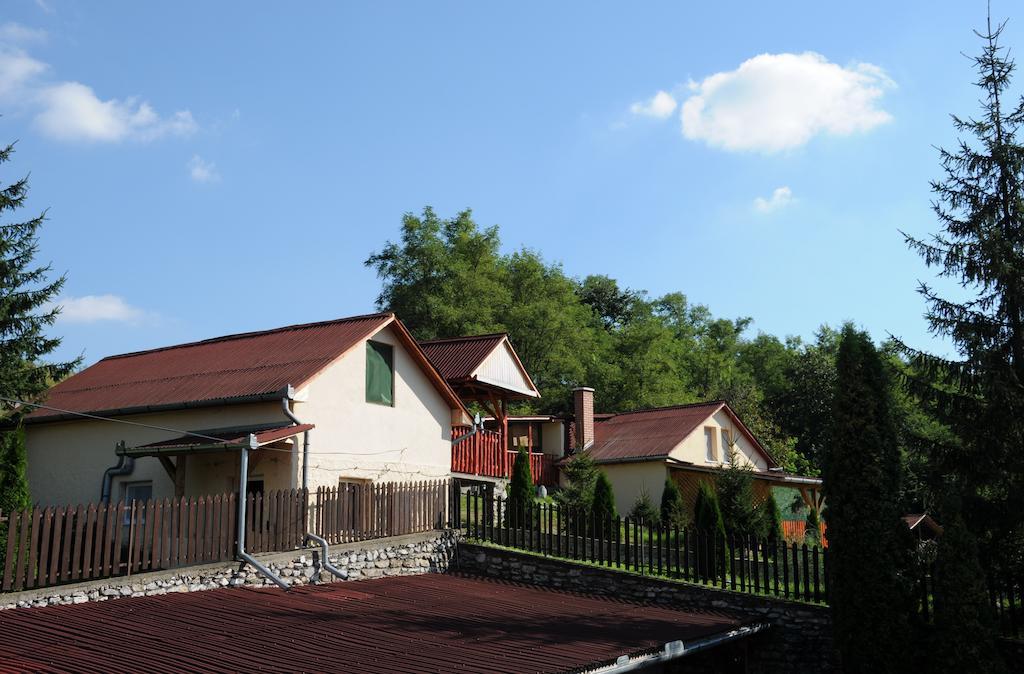 Hotel Horvath Vendeghaz Monosbel Zimmer foto